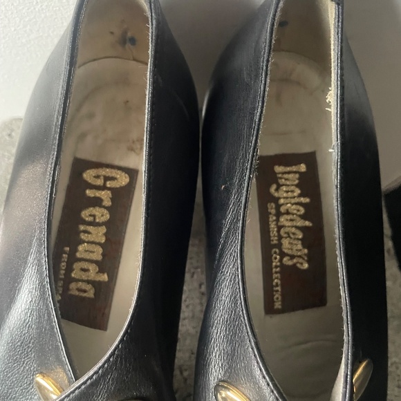 Ingledews - Picture 2 of 5